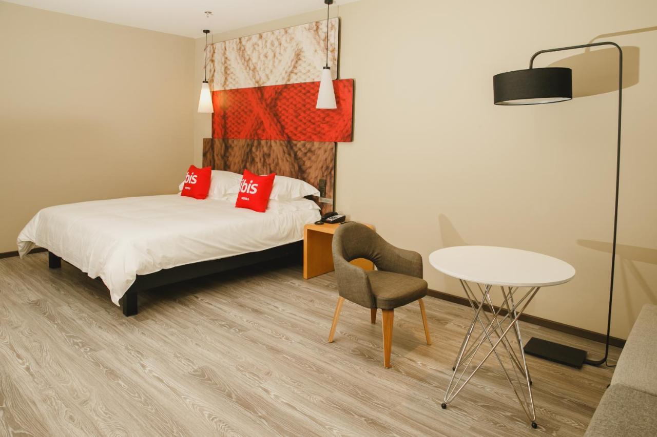 Ibis Haimen South Changjiang Rd Hotel Nantong Esterno foto
