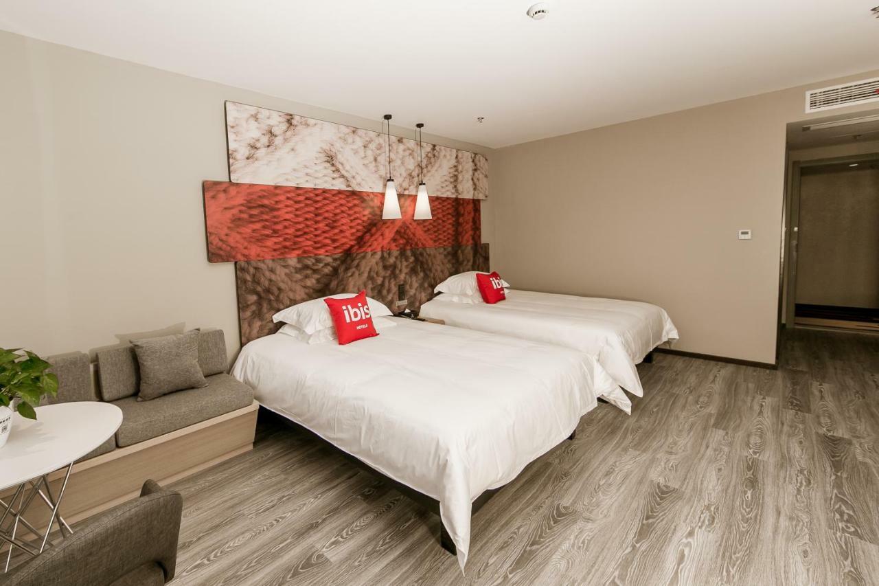 Ibis Haimen South Changjiang Rd Hotel Nantong Esterno foto